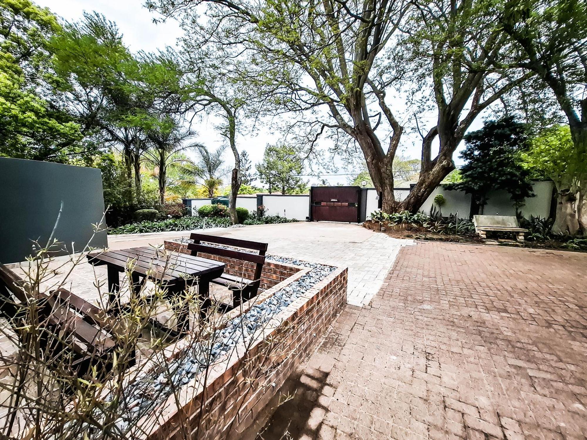 B At Home Guest House Piet Retief Exteriér fotografie